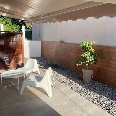 Bas De Villa Taalia تير-دي-هوت المظهر الخارجي الصورة